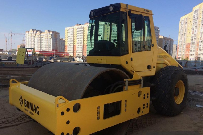 Грунтовой виброкаток "BOMAG BW 212 D-40"